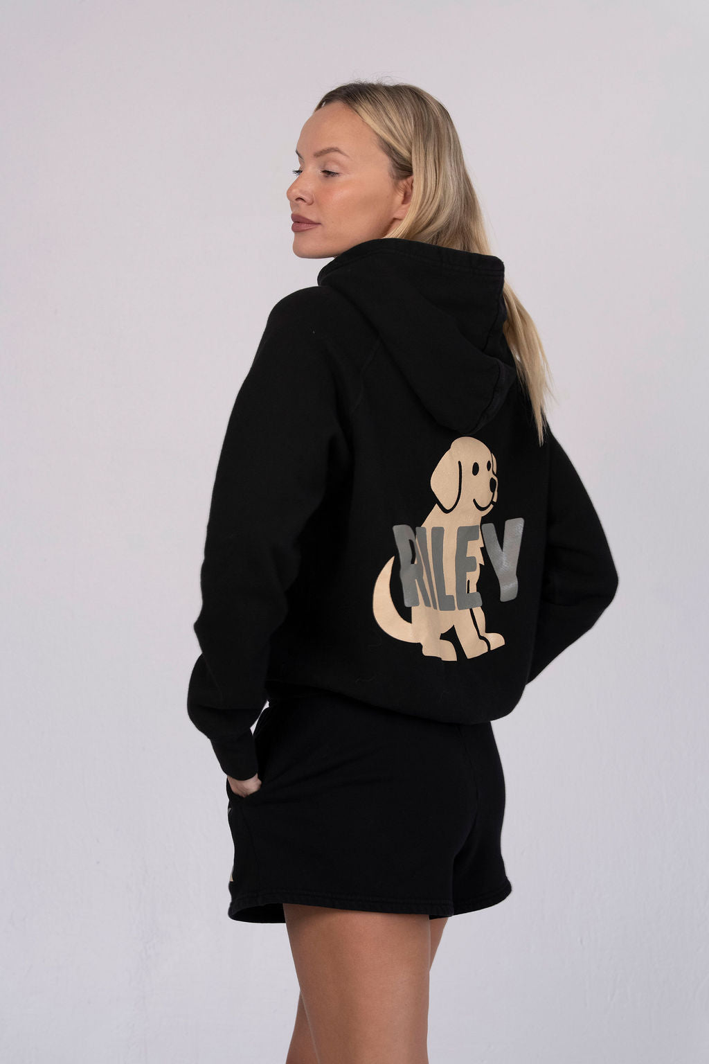 Dog Days Sweatshorts Black SHIPS JUNE 15TH