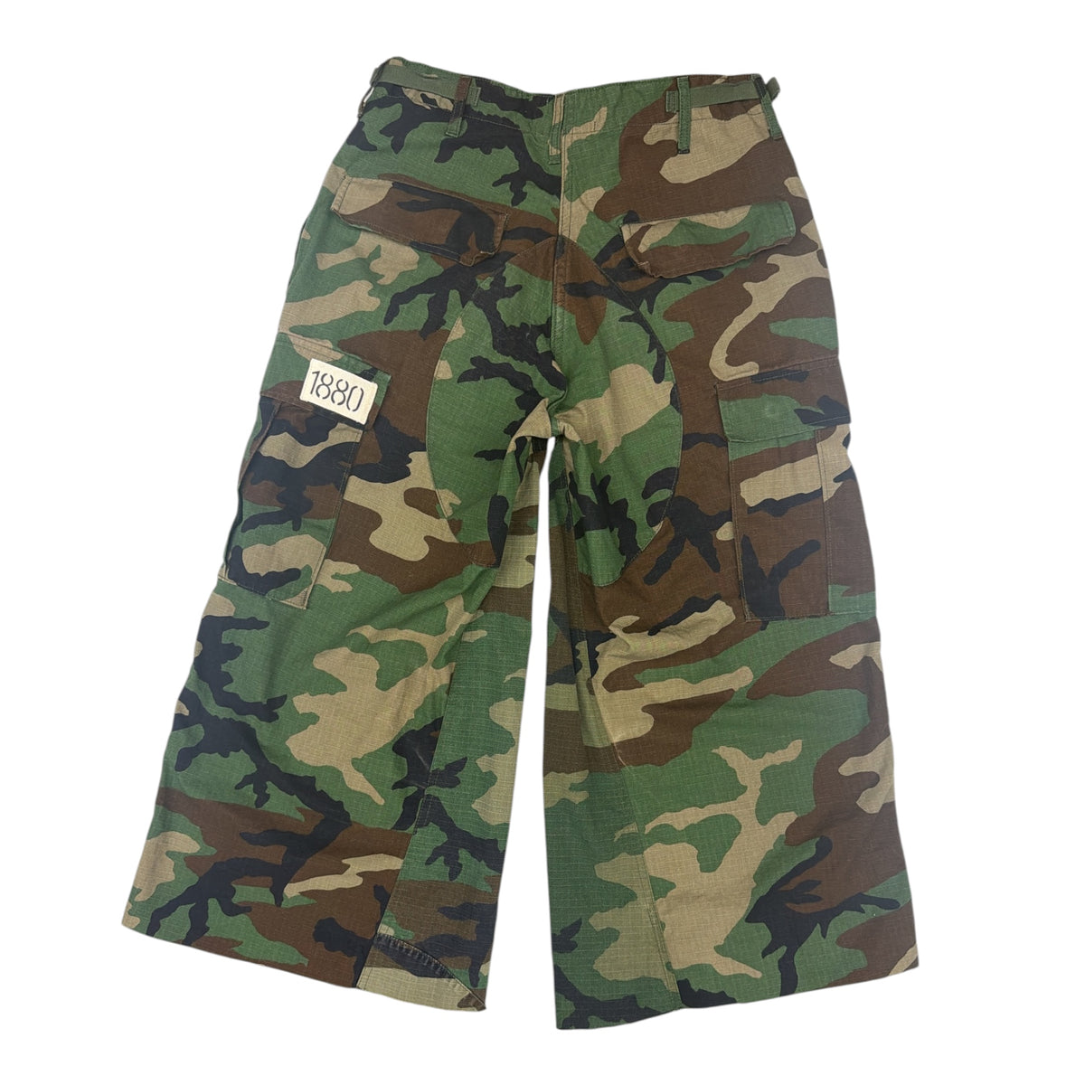 Reworked Baggy Capri Camo Cargo Pants